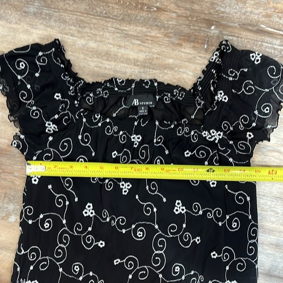 Y2K Women's Black Sheer Embroidered Top Dark Fairycore Whimsical 90s Size Small - Picture 7 of 12